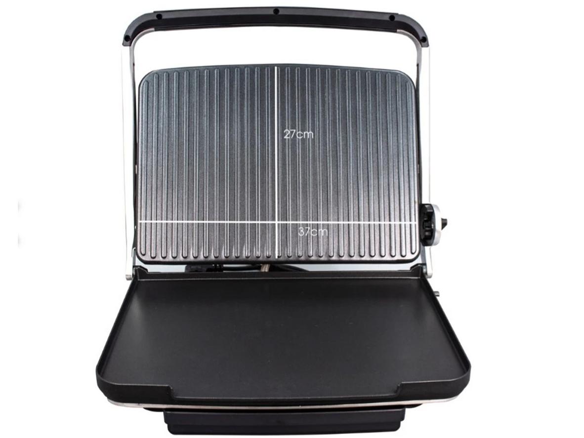 Mặt nướng 370mm x 270mm giúp Tiross TS9663 xử lý nhiều phần ăn mỗi mẻ.