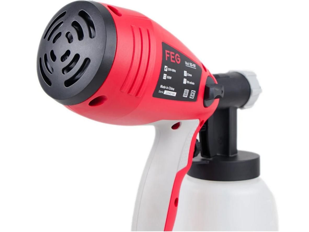 Trọng lượng khoảng 2kg giúp FEG EG-107 thao tác linh hoạt, đỡ mỏi tay.