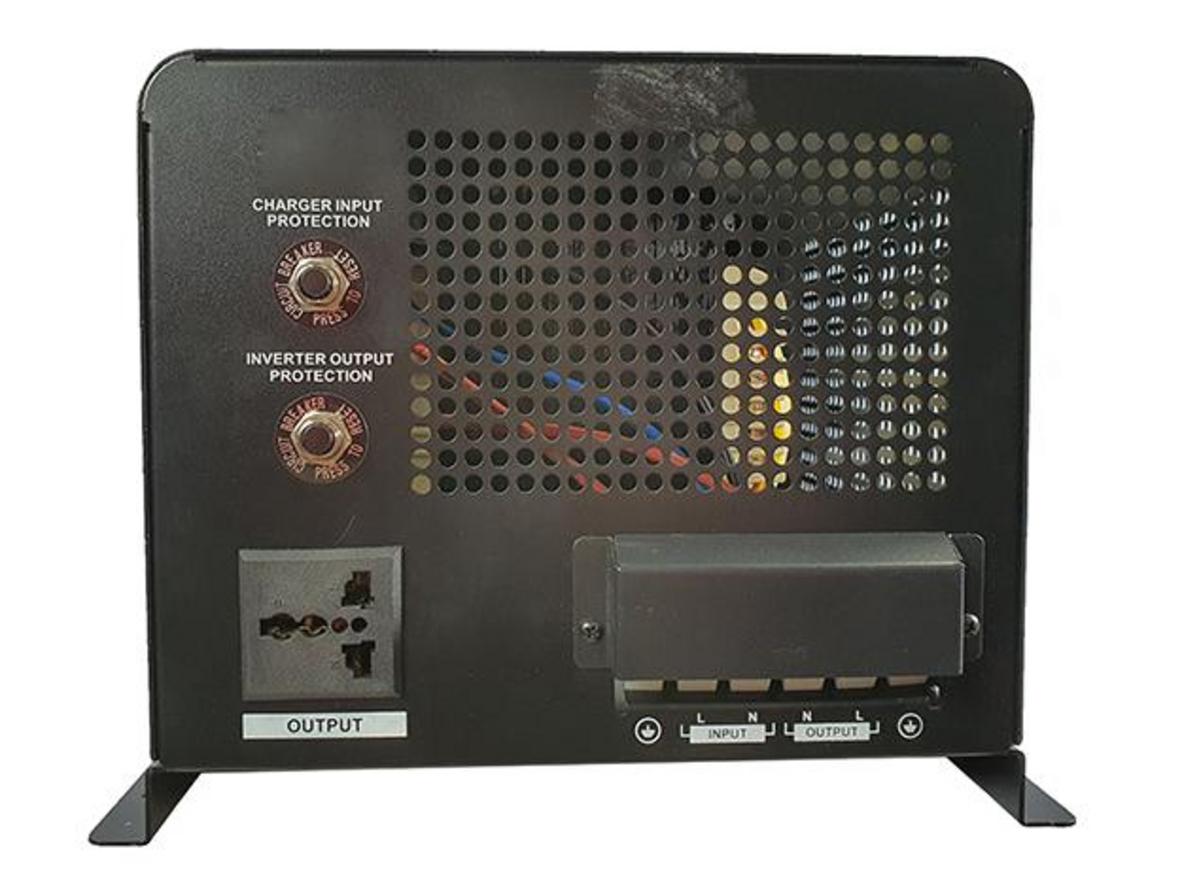 Bộ lưu điện UPS Sorotec Inverter công nghiệp EP4048 (4.000W) cho hệ thống 1 pha cần nguồn dự phòng ổn định.