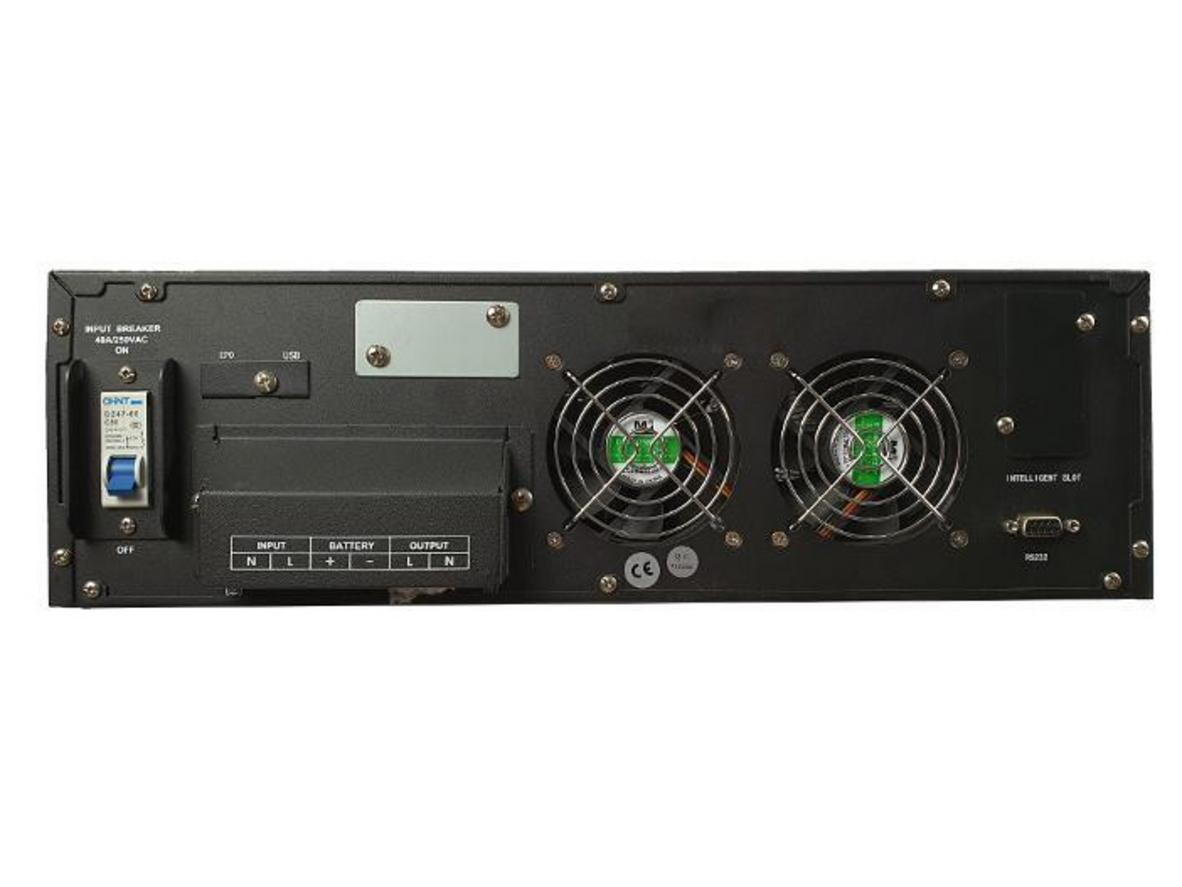 UPS rack Sorotec 6KVA lắp gọn trong tủ máy, phù hợp server và hệ thống an ninh.