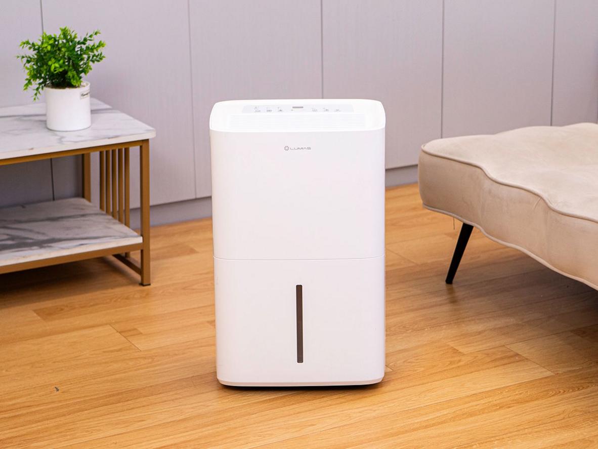 Vỏ nhựa ABS giúp máy bền nhẹ và dễ vệ sinh hơn trong sử dụng hằng ngày.
