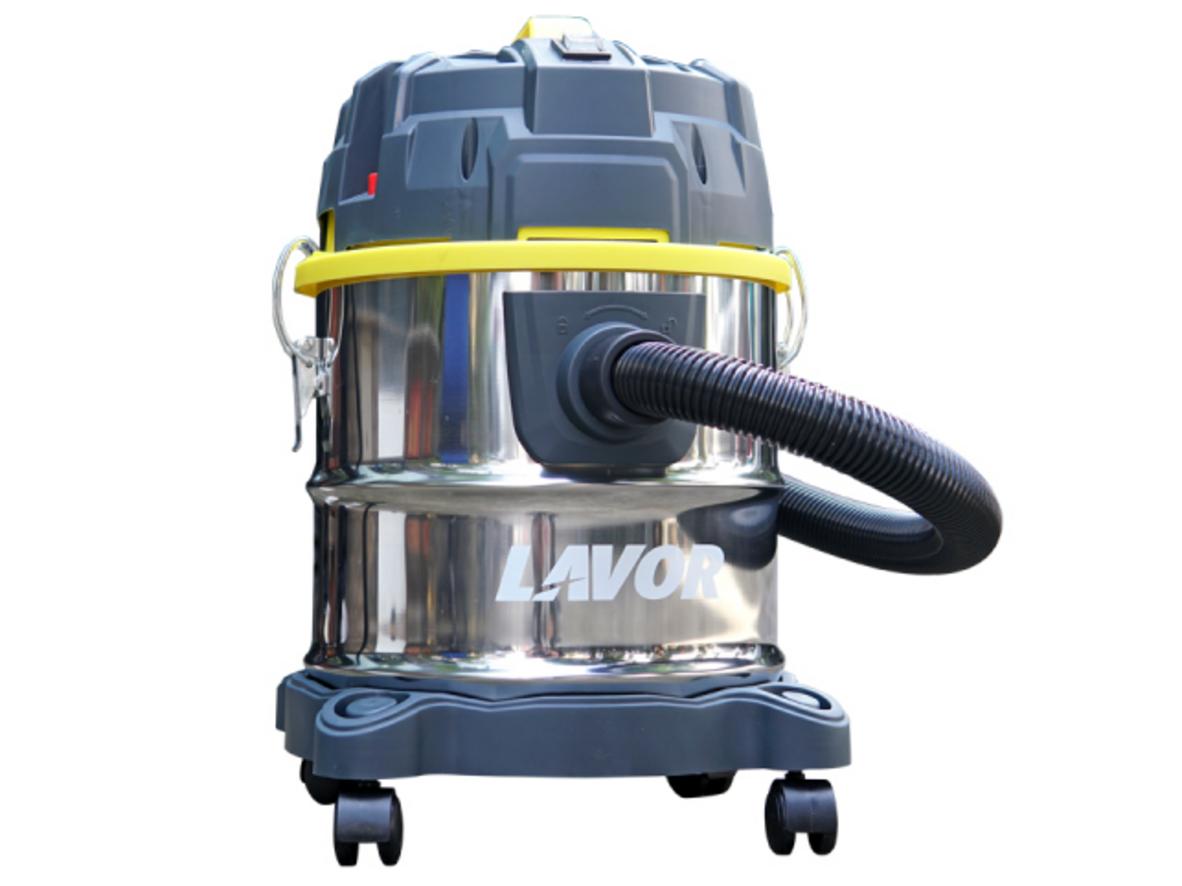 Lực hút 18.000 Pa hỗ trợ dọn sạch bụi khô và nước bẩn nhanh hơn.