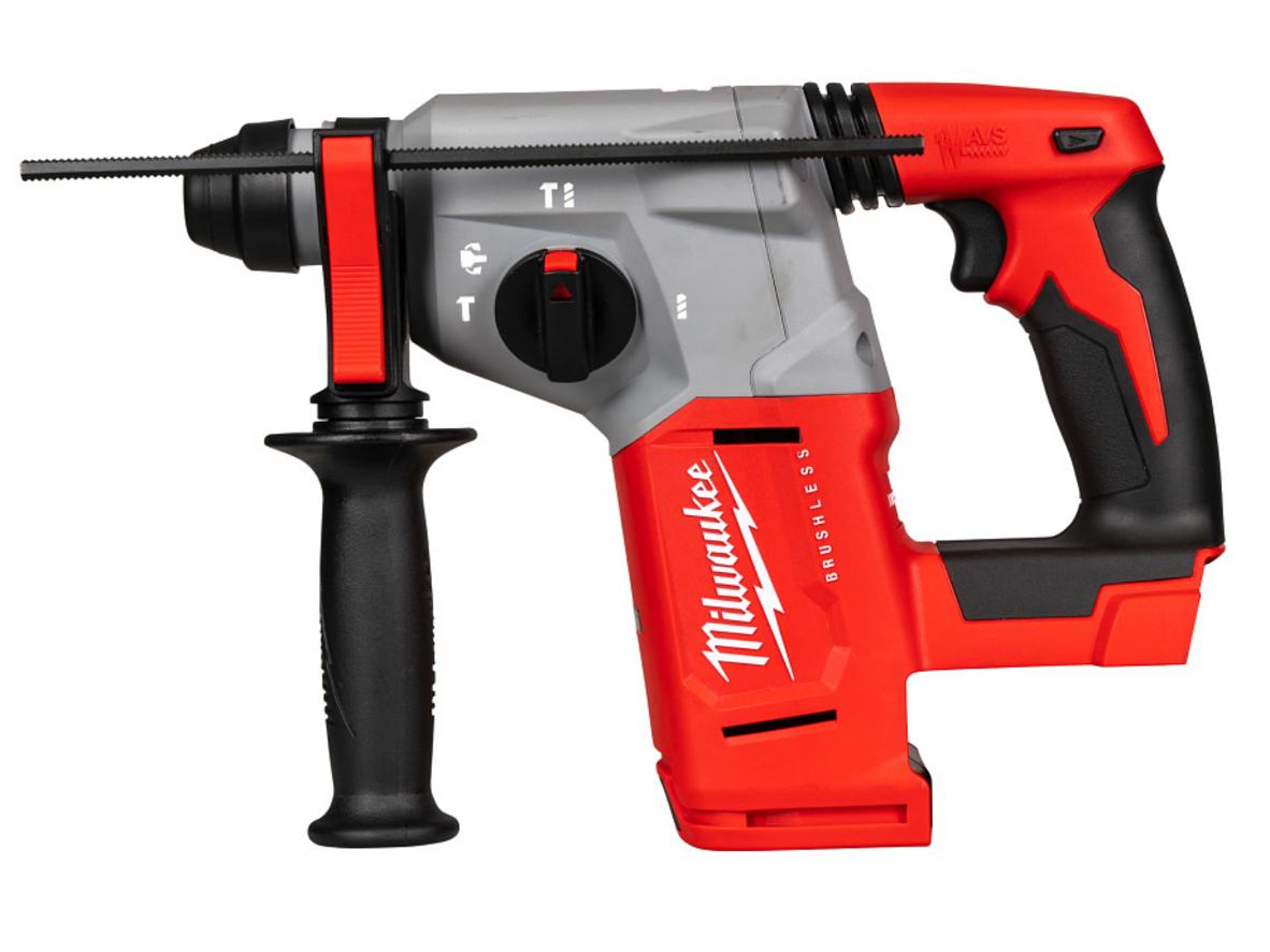 Máy khoan bê tông dùng pin 18V Milwaukee M18 BLH-0 cho thợ chuyên nghiệp cần lực đập mạnh và thao tác nhẹ tay.